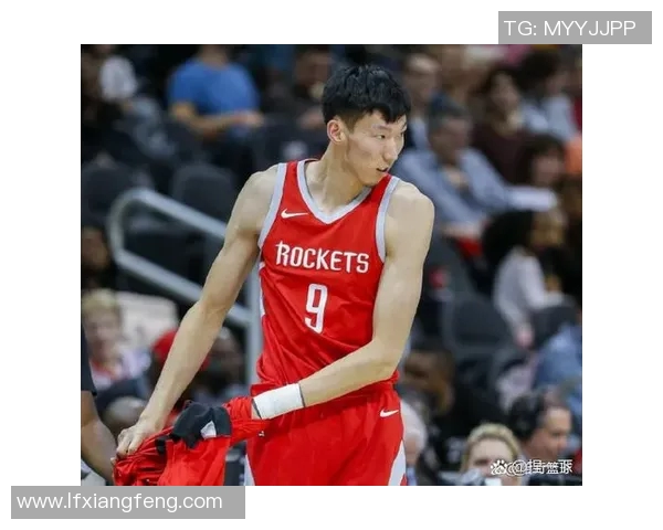 姚明带领广东队重返巅峰赛场展现传奇风采与篮球魅力 姚明带领广东队重返巅峰赛场展现传奇风采与篮球魅力