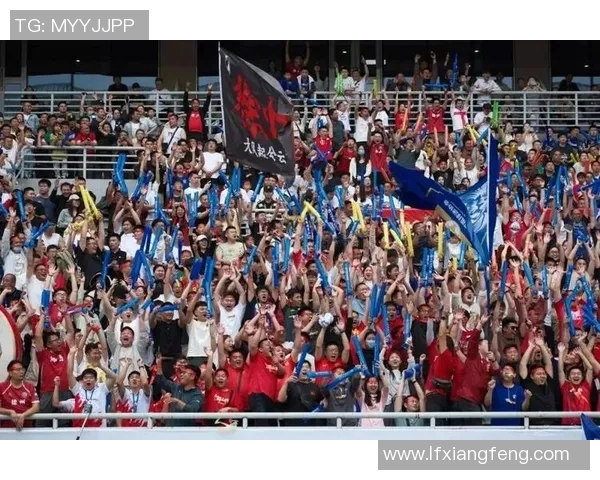 足球明星莅临韩国引发热潮球迷狂欢盛况空前