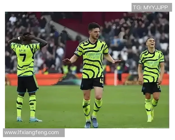 伯恩利主场迎战利兹联双方争夺英超宝贵积分之战 伯恩利主场迎战利兹联双方争夺英超宝贵积分之战